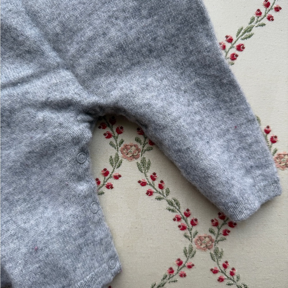 Bonpoint Cashmere Grey Onesie 3M - Picture 5 of 5